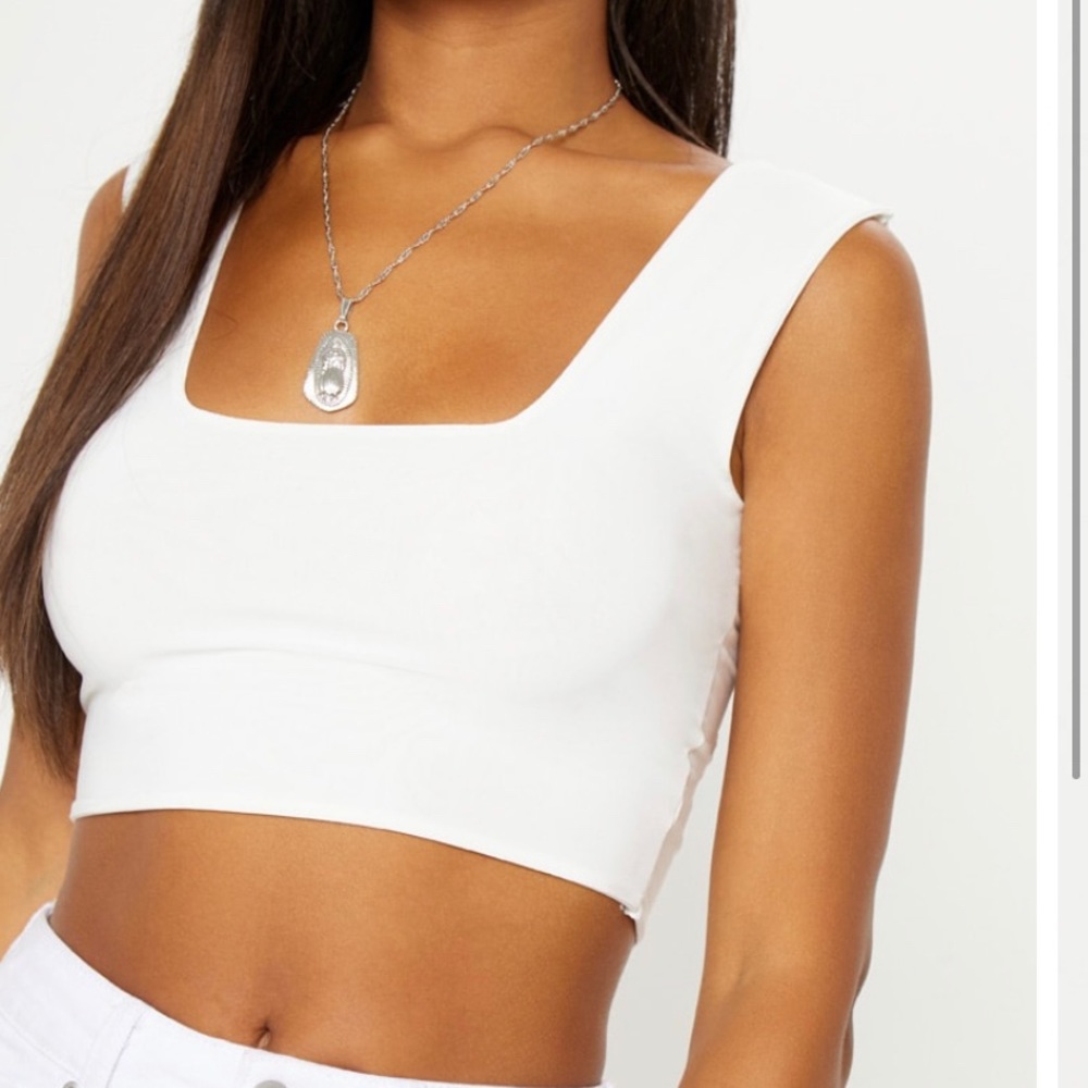 White crop top tank top